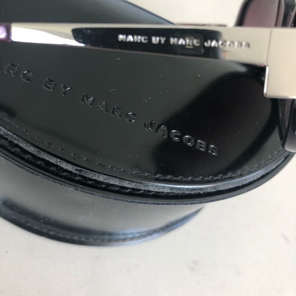 Marc by Marc Jacobs Sunglasses - Picture 2 of 3
